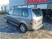 Volkswagen Touran - 2.0 16V FSi Highline LED Clima Cruise Dvd - 1 - Thumbnail