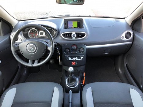 Renault Clio - 1.5 dCi Parisienne - 1