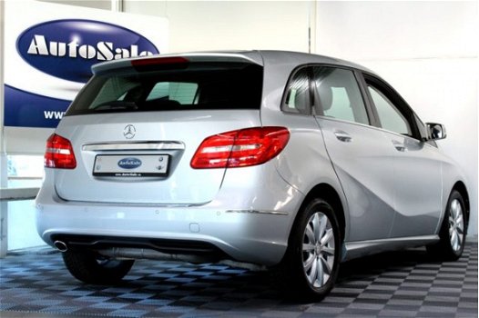 Mercedes-Benz B-klasse - B180 Ambition AUT NAVI BLUET PDC STOELVERW. '12 - 1