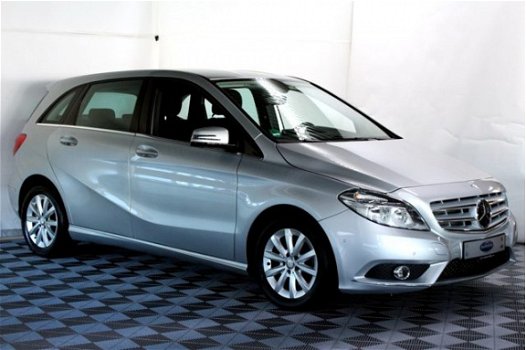 Mercedes-Benz B-klasse - B180 Ambition AUT NAVI BLUET PDC STOELVERW. '12 - 1