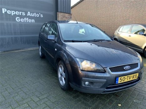 Ford Focus Wagon - 1.6 TDCI Futura goed rijdend en onderhouden - 1