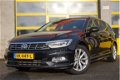 Volkswagen Passat Variant - 1.6 TDI Edition R Highline AUTOMAAT BJ2015 LED V+A | LMV17