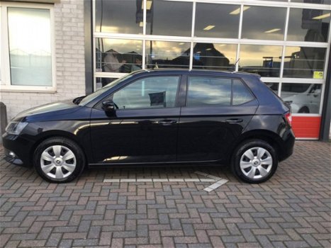 Skoda Fabia - 1.0 Sprint / AIRCO/ LED-DAGRIJ/ SLECHTS 55.000 KM - 1