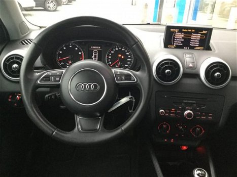 Audi A1 Sportback - 1.2 TFSI Admired /AIRCO/NAVIGATIE/CRUISE CONTROL - 1