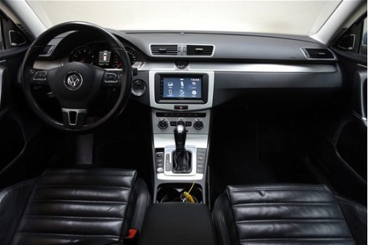 Volkswagen Passat Variant - 1.4 TSI High Executive [ Dyn Audio leer xenon schuifdak ] - 1