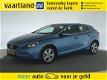 Volvo V40 - D4 190PK Business Momentum [Navi Trekhaak] - 1 - Thumbnail