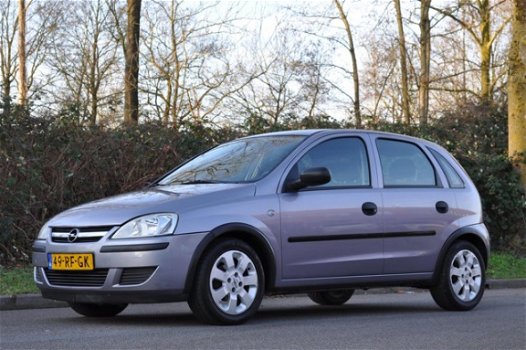 Opel Corsa - 1.2-16V Rhythm 5-DEURS ELEKTR. PAKKET NETTE AUTO - 1