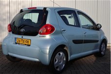 Toyota Aygo - 1.0-12V +