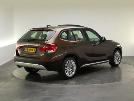 BMW X1 - xDrive20d Executive - 1