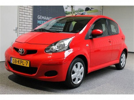 Toyota Aygo - 1.0 VVT-i 5-Drs Comfort AC - 1