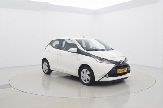 Toyota Aygo - 1.0 VVT-i x-play 5drs - 1