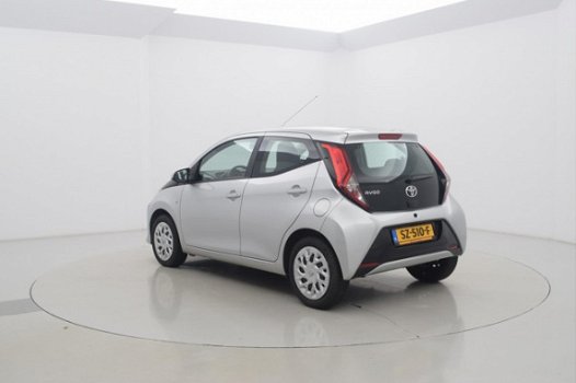 Toyota Aygo - 1.0 VVT-i x-play 5drs - 1