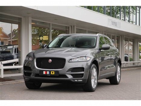 Jaguar F-Pace - 25T AWD Prestige Aut - 1