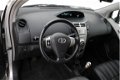 Toyota Yaris - 1.3 VVTi Sol | 5-deurs | Airco | Trekhaak - 1 - Thumbnail
