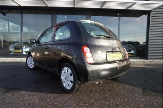 Nissan Micra - 1.2 80PK Tekna Airco / LMV APK 01/2021 - 1