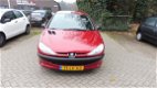 Peugeot 206 - 1.4 XR, El-ramen, Radio-cd, 114.021km+nap - 1 - Thumbnail