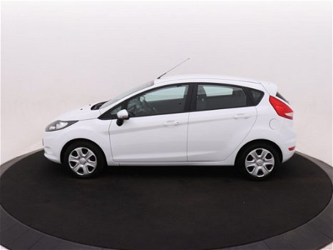 Ford Fiesta - 1.25 60 pk Limited | Airco | Trekhaak | 100% dealer onderhouden - 1