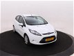 Ford Fiesta - 1.25 60 pk Limited | Airco | Trekhaak | 100% dealer onderhouden - 1 - Thumbnail