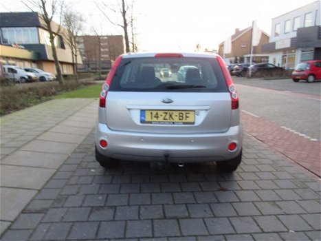 Ford Fiesta - 1.3I 5DR XL Futura - 1