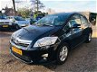 Toyota Auris - 1.8 Full Hybrid 136PK 5D AUTOMAAT- Aspiration - 1 - Thumbnail