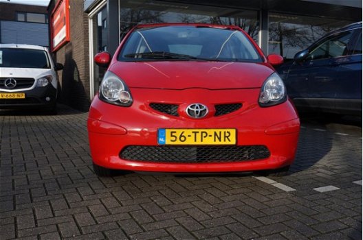 Toyota Aygo - 1.0 12V VVT-I 3DRS Stuurbekrachtiging centrale vergendeling - 1