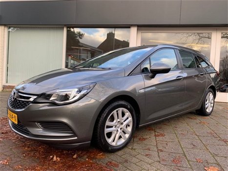 Opel Astra Sports Tourer - AUTOMAAT 1.0 t 105 pk Online Editon navigatie parkeer sensor - 1