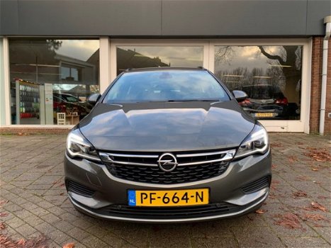 Opel Astra Sports Tourer - AUTOMAAT 1.0 t 105 pk Online Editon navigatie parkeer sensor - 1