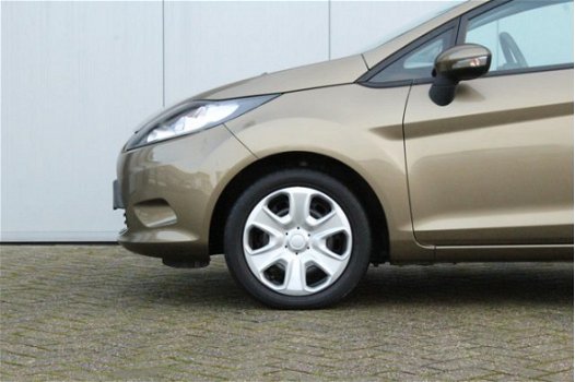 Ford Fiesta - 1.25-60pk. Champion. Airco - 1