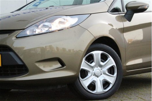 Ford Fiesta - 1.25-60pk. Champion. Airco - 1