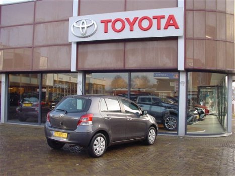 Toyota Yaris - 1.3 VVTi Aspiration - 1