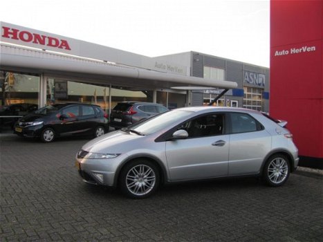 Honda Civic - 1.8 140pk 5D Sport Airco Compact-Navi - 1