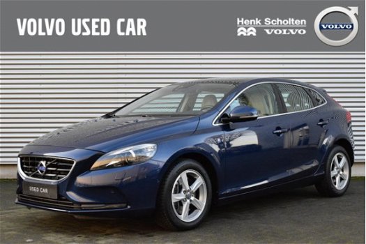 Volvo V40 - 2.0 D4 190PK Ocean Race Business, Leder, Pano, Trekhaak - 1