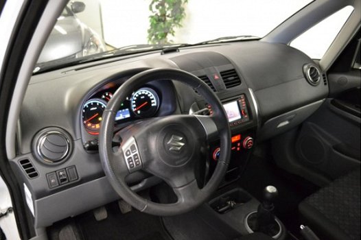 Suzuki SX4 - 1.6 Executive - 1