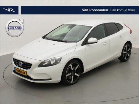 Volvo V40 - 2.0 D4 Kinetic Bns - 1