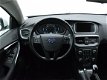 Volvo V40 - 2.0 D4 Kinetic Bns - 1 - Thumbnail