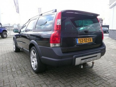 Volvo XC70 - 2.4 D5 AWD Automaat 345 DKM +APK - 1