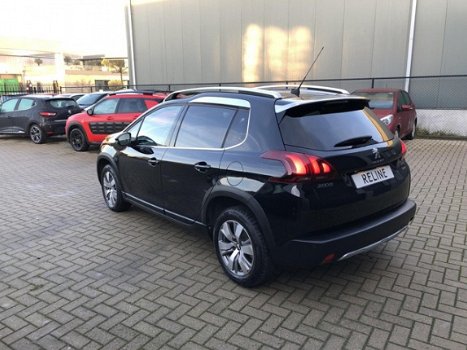 Peugeot 2008 - 1.2 PureTech Allure 110PK/2016/Pano/Clima/Navi/Parkeerhulp - 1