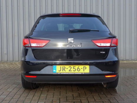 Seat Leon ST - 1.2 TSI Style 81 kW Navi, Winterpakket, Apple CarPlay - 1