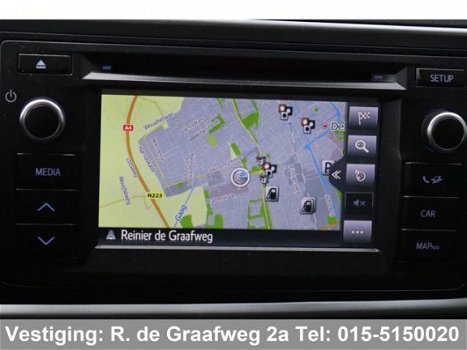 Toyota Auris Touring Sports - 1.8 Hybrid Lease | Navigatie | Panoramadak | Parkeersensoren | Stoelve - 1