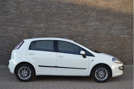 Fiat Punto Evo - 1.3 M-Jet Mylife, wit, airco, Blue&Me, 5 deurs - 1