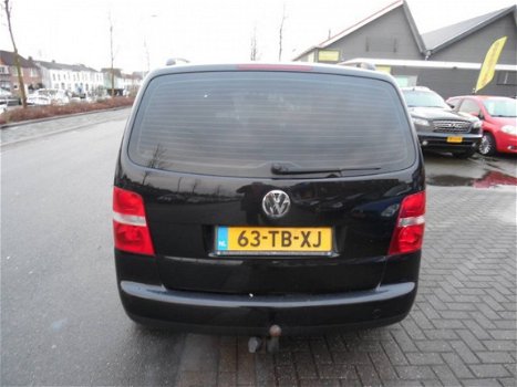 Volkswagen Touran - 1.9 TDI 105pk Highline apk 7.2020 - 1