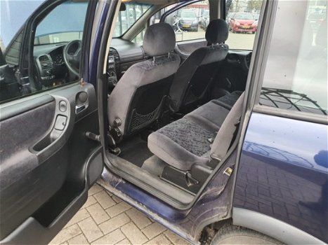 Opel Zafira - 1.6-16V Comfort Airco - 1