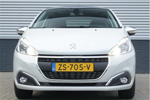 Peugeot 208 - 1.2 EAT6 110PK Allure PANO CLIMA NAVI CAMERA CRUISE GETINT-GLAS PDC 16''LM CHROOM PACK - 1