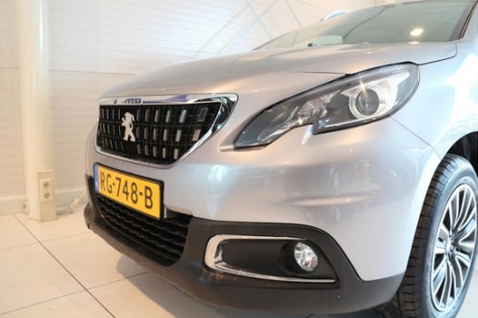 Peugeot 2008 - 1.2 PureTech 110pk EAT6 Blue Lion | AUTOMAAT | NAVIGATIE | BLUETOOTH | AIRCO | PARKEE - 1