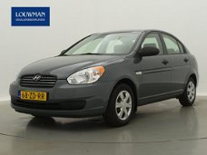 Hyundai Accent - 1.4i Dynamic