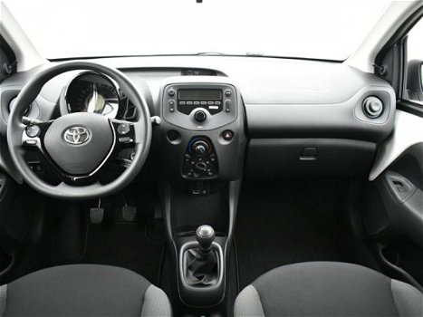Toyota Aygo - 5-drs 1.0 X-Fun | 5 jaar onderhoud | Airco | Bluetooth | - 1