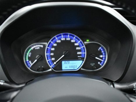 Toyota Yaris - 1.5 Hybrid Dynamic | Navigatie | Panoramadak | LM-Velgen | - 1