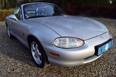 Mazda MX-5 - 1.8i