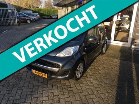 Peugeot 107 - 1.0-12V Urban Move | 98.000 km | Airco | IsoFix | Electr. Ramen Voor | Radio/CD - 1