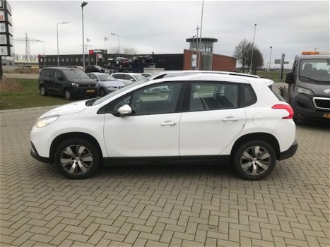 Peugeot 2008 - 1.2 PureTech Active 110PK | navigatie | panoramadak | | NEFKENS DEAL | - 1